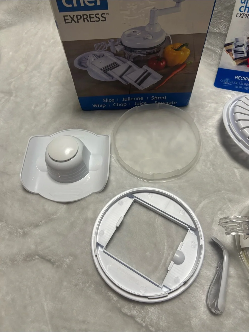 Ultra Chef Express 7 in 1 Chopper Mixer Blender Whipper Slicer Shredder & Juicer